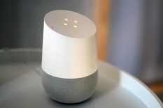 Simultaneous translation mode is now available on Google Home