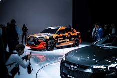 Серийный Audi e-tron Sportback появится в этом году