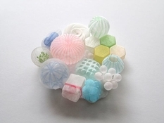 The lightest sculptures by Mariko Kusumoto