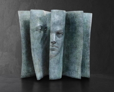 Лица-книги от скульптора Paola Grizi