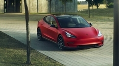Tesla Model 3 zrobili bardziej sportowym
