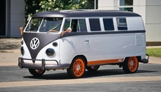 Volkswagen Type 2 1962 converted into an electric car