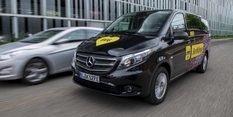 Mercedes-Benz wydał elektryczny minivan