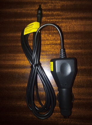Автомобильная зарядка Philips