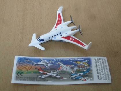 Киндер самолеты. Киндер игрушка самолет. Игрушки из киндера самолеты. Киндер 90 самолеты.