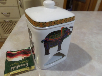 Чайница керамическая.