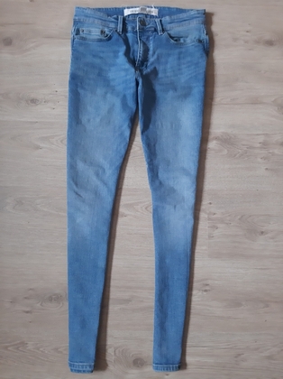 Модные мужские зауженные джинсы New Look оригинал в отличном состоянии