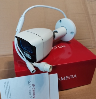 Нова IP відеокамера вулична 4 Mp / f 2.8 / Onvif / PoE / Звук / Карта пам'яті