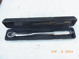 Динамометричний Ключ INTERTOOL XT 9003 3/8 7- 105