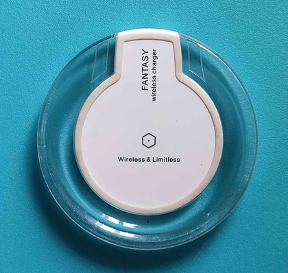 Беспроводная зарядка Wireless Charger Fantasy. Блиц.