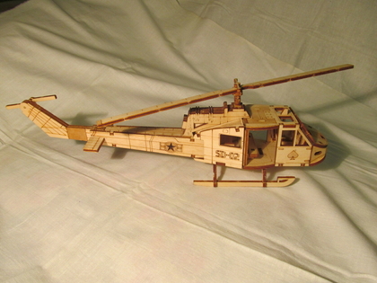 3-D пазл гвинтокрил "Ірокез" UH-1, Україна