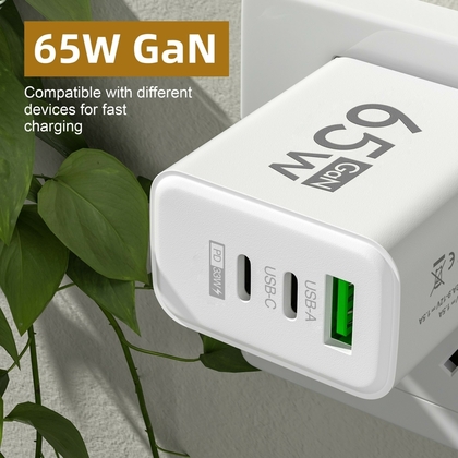 Зарядка для телефона 65W сумарно GaN TRG-185 LikeSun 1 USB + 2 Type-C Білий