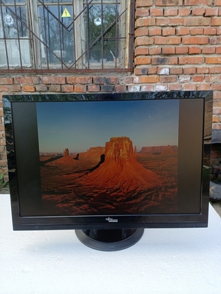 Монітор FUJITSU SiEMENS S3260W 26 Дюймів з Німеччини