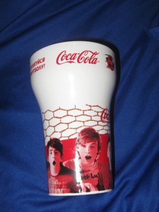 Керамічний стакан 350ml/ CocaCola. "Спілкуйся мовою футболу!"
