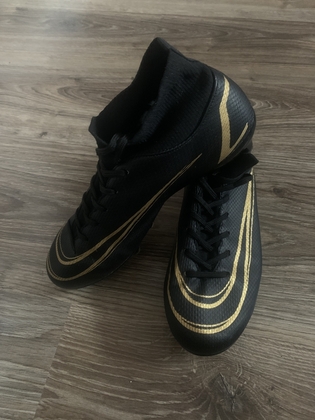 Бутси футбольні Найк Nike
