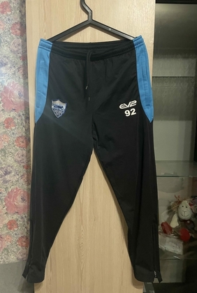 Спортивные штаны