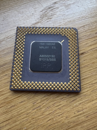 Процесор Intel SY015