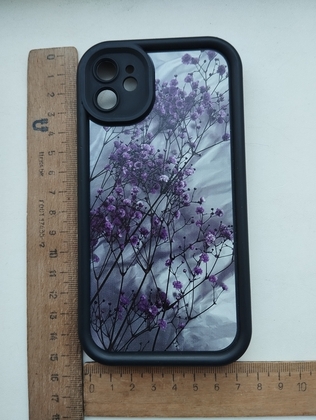 Чохол на iPhone 11 не користувались
