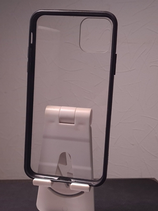 Чехол на iPhone 11pro max.