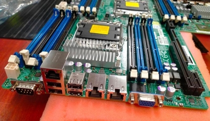 Supermicro X9DRW-3F 2x Xeon E5-2600 v2 Support 16x DDR3 Slots