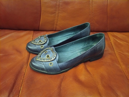 Кожаные туфли Pollini 37 р.