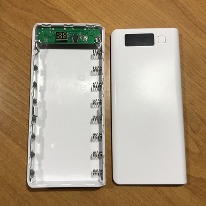 Корпус Power Bank 8х18650 з LCD та ЛІХТАРЕМ Повербанк