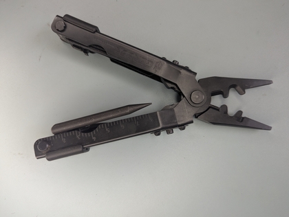 Мультитул Gerber 600 DET