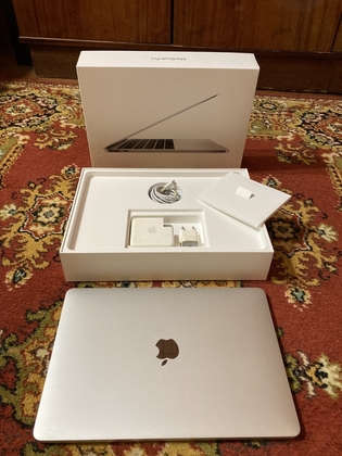 Ноутбук MacBook Pro Retina A1708 2017 i5 /8gb/SSD 128/ Intel Iris/ 4,5 годин