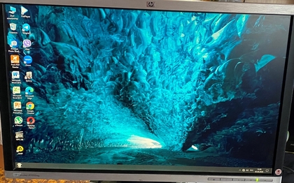 22" Монітор HP Compaq LA2205wg