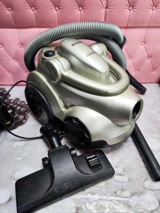 Пилосос безмішковий Alpari VCC-161BT silver