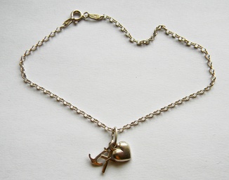 Серебряный браслет с подвеской, 925 проба, 24 см.