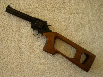 prodam-revolver-safari-super-magnum-461-ukraina-4-mm-karabin-orehovyy-priklad--1858-1368618309964277-1-big.jpg