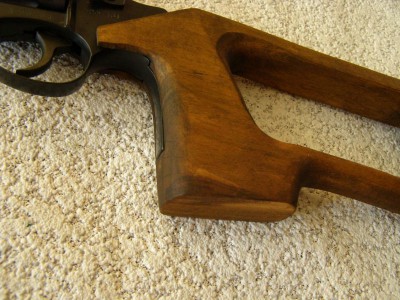 prodam-revolver-safari-super-magnum-461-ukraina-4-mm-karabin-orehovyy-priklad--1858-1368618309964277-7-big.jpg