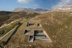 Dom wakacyjny na wybrzeżu – nowy projekt greckich projektantów