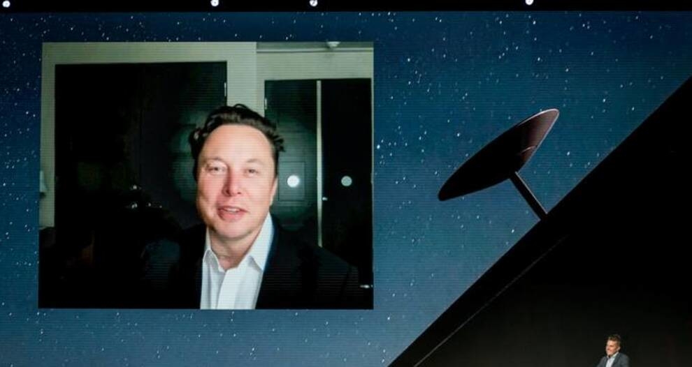 Will change the economy and be able to do dangerous work - Elon Musk on the new robot