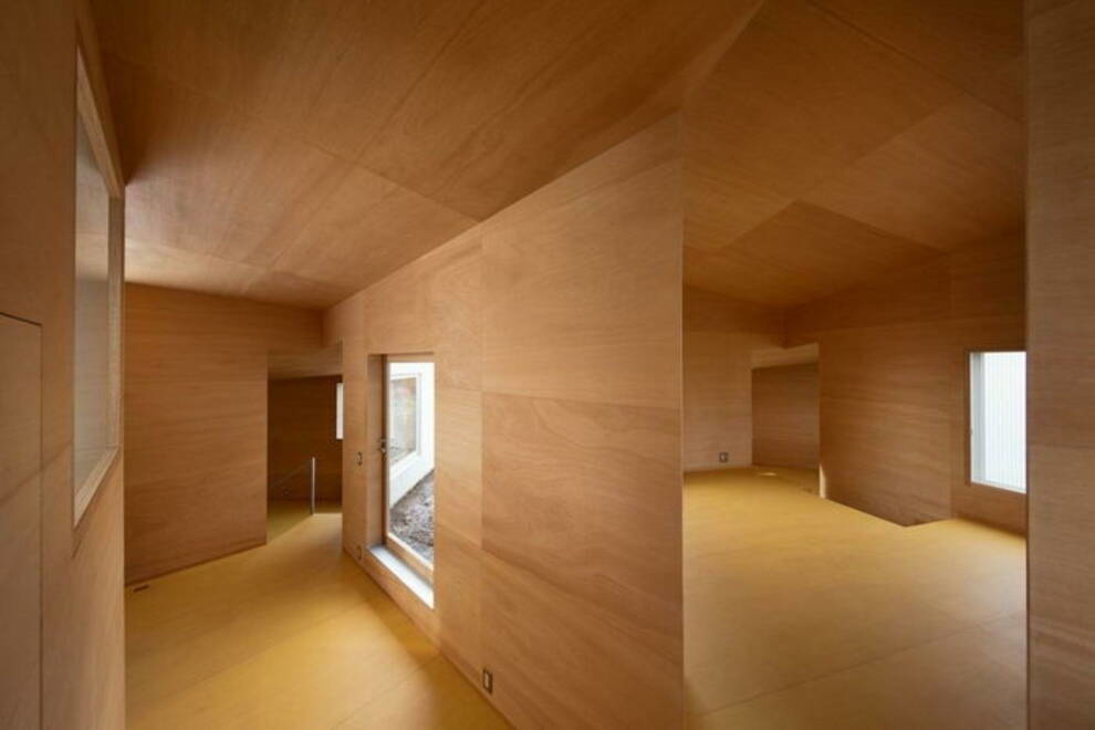 Японские архитекторы создали деревянный дом в стиле минимализм