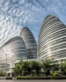 Pozdrowienia i pożegnanie z Pekinem - kompleks wieżowca Wangjing Soho