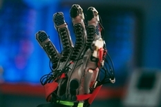 Virtual reality objects can now be touched with Meta gloves