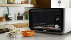Intelligent oven with built-in camera: making food preparation easier