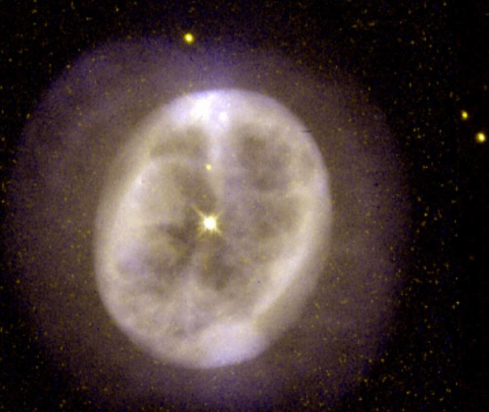 Фото «вмираючої»: Хаббл зробив перший знімок 2022 року із загасаючою зіркою